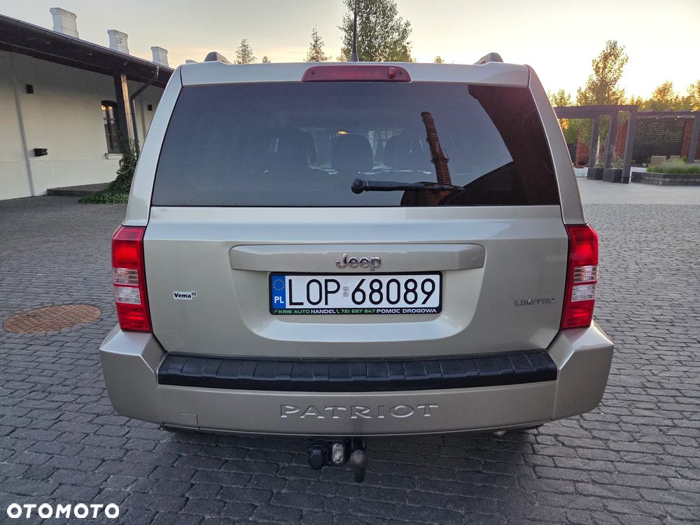 Jeep Patriot - 11
