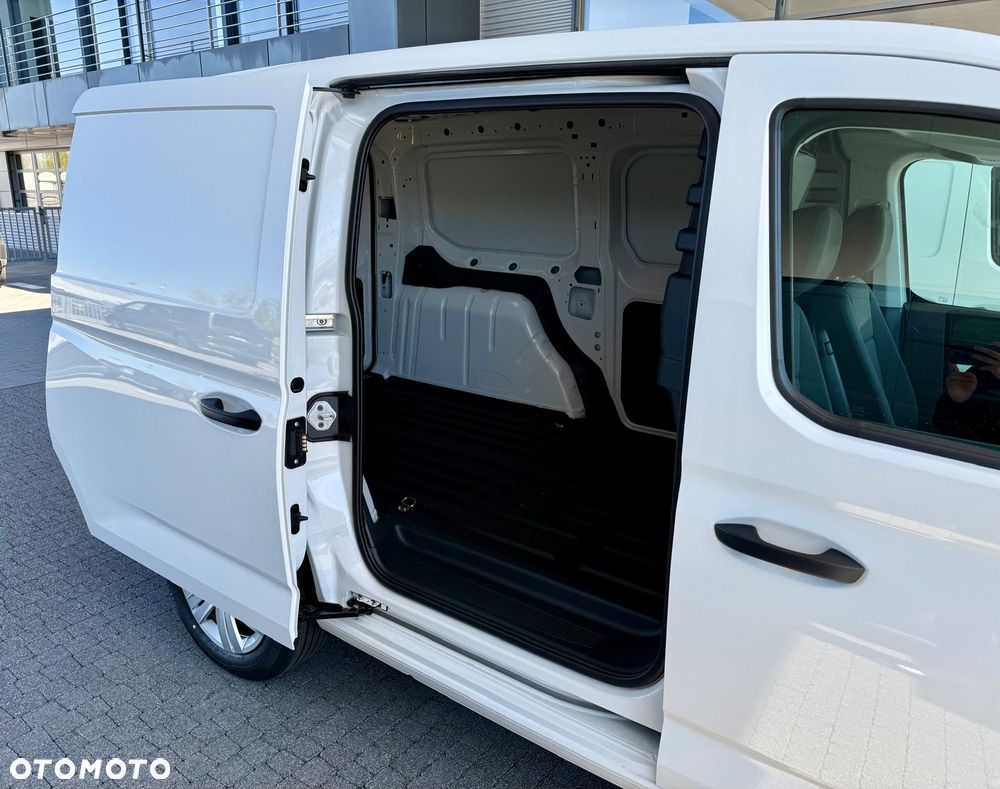 Volkswagen Caddy Maxi Cargo - 7