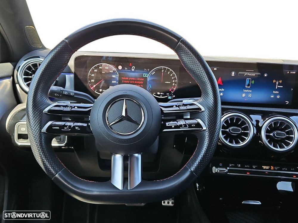 Mercedes-Benz A 250 e - 13