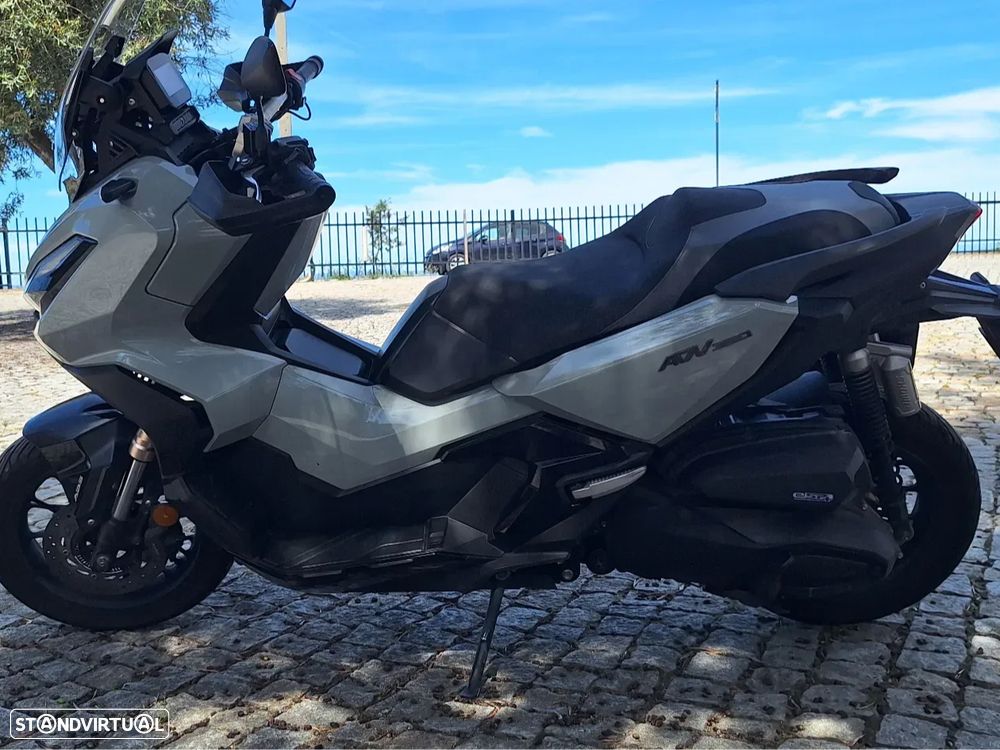 Honda ADV - 1