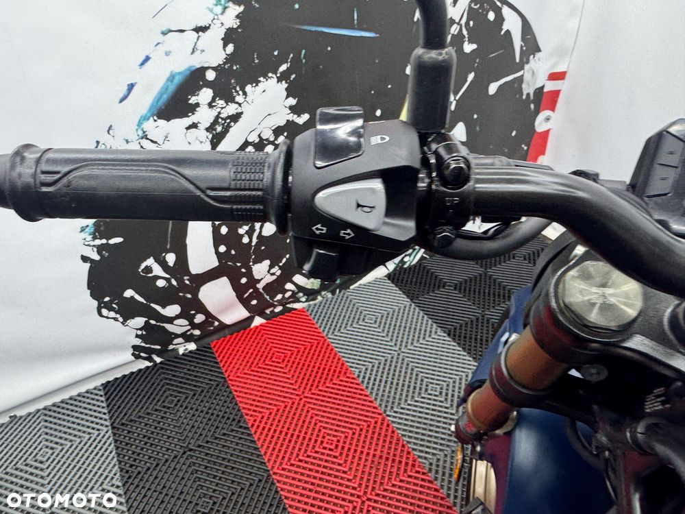 Honda CB - 24