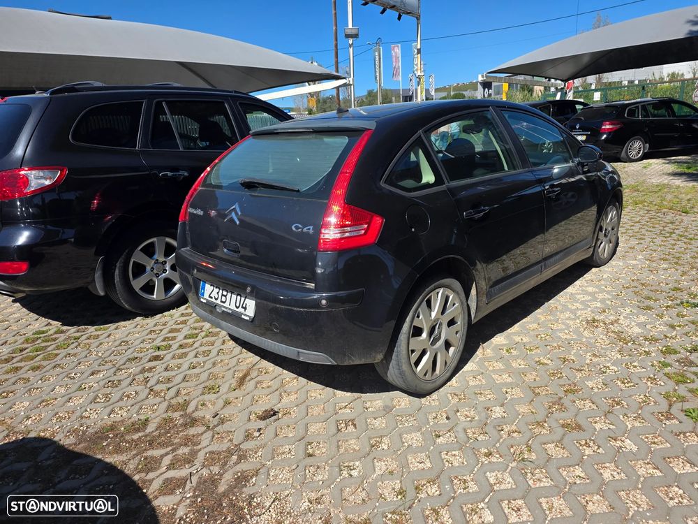 Citroën C4 1.6 HDi 110 Exclusive - 5