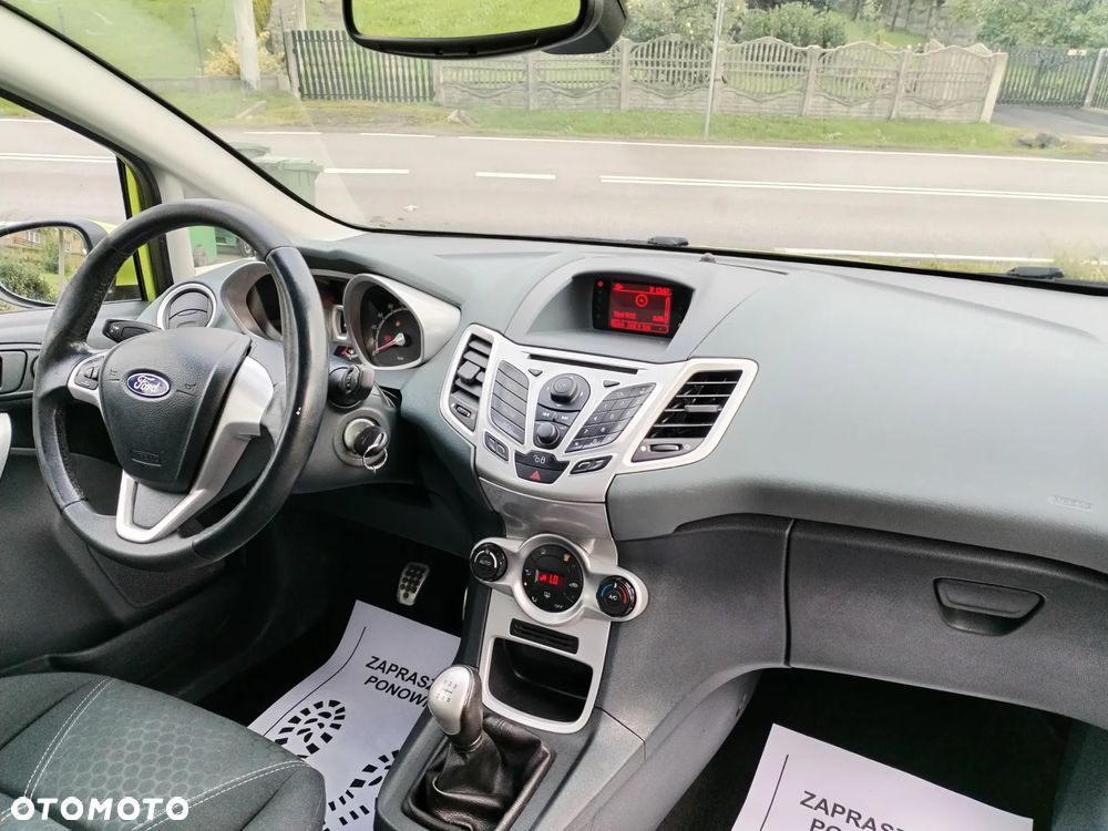 Ford Fiesta - 16