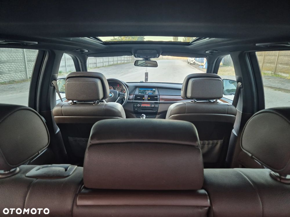 BMW X5 xDrive35d - 34