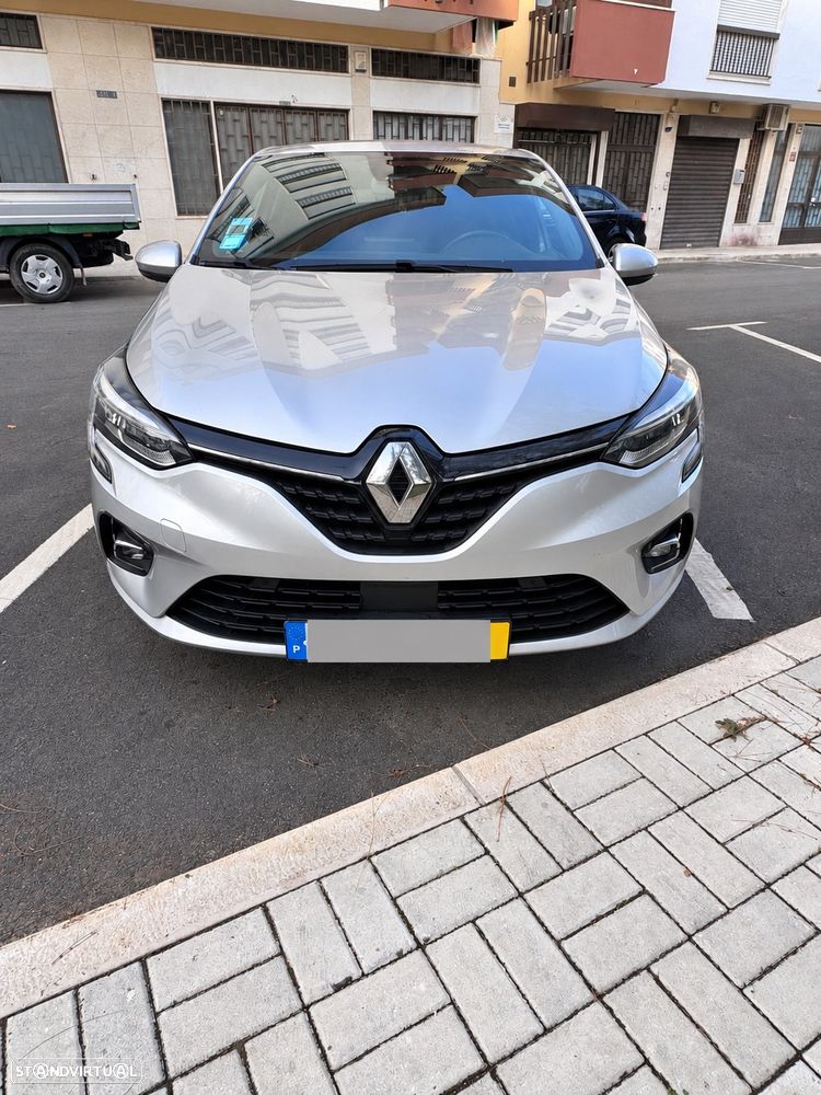 Renault Clio 1.5 Blue dCi Exclusive - 4