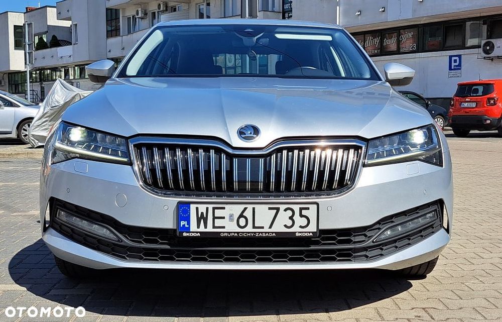 Skoda Superb 2.0 TDI SCR Style DSG - 3