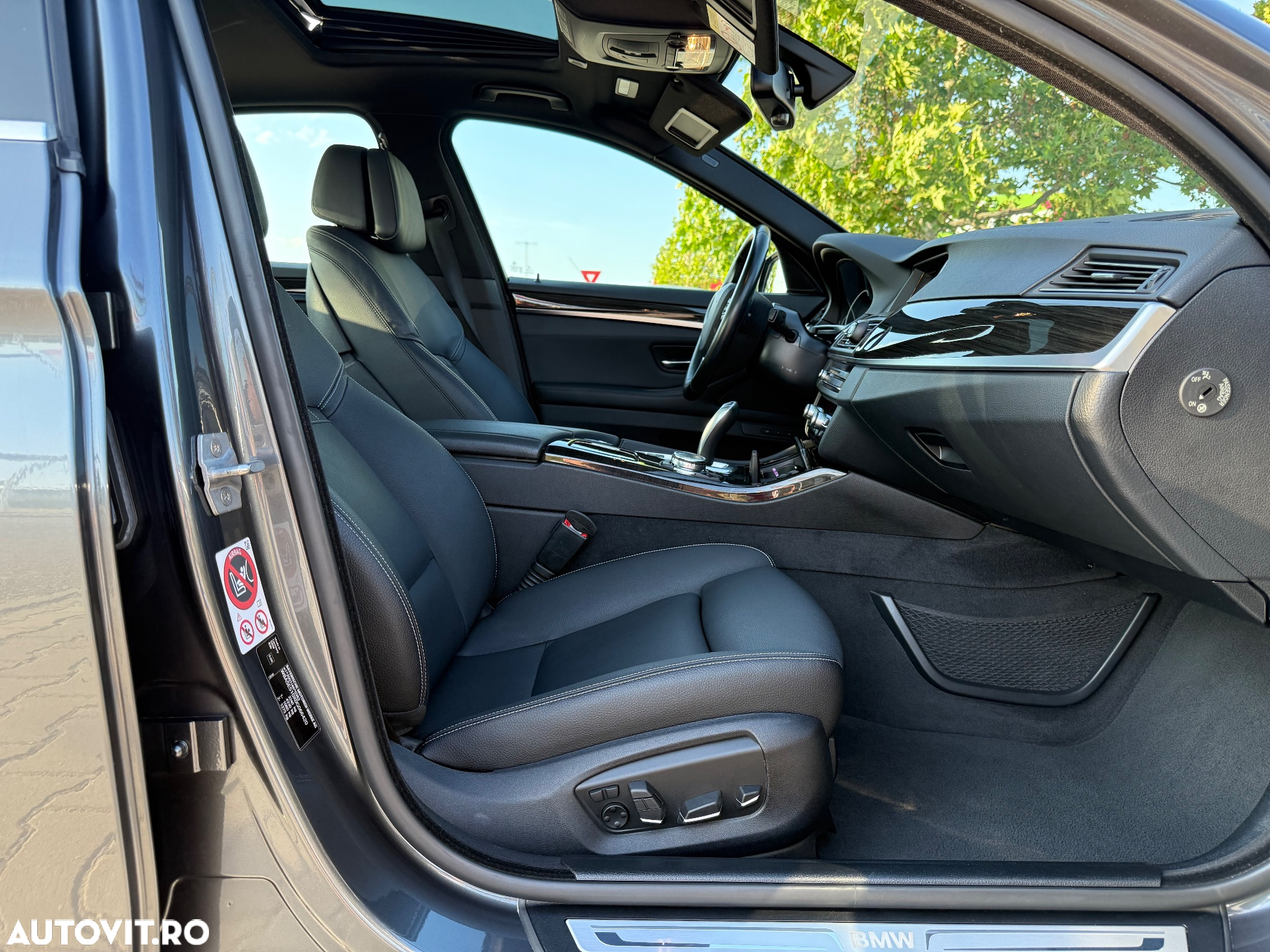 BMW Seria 5 520d AT - 8