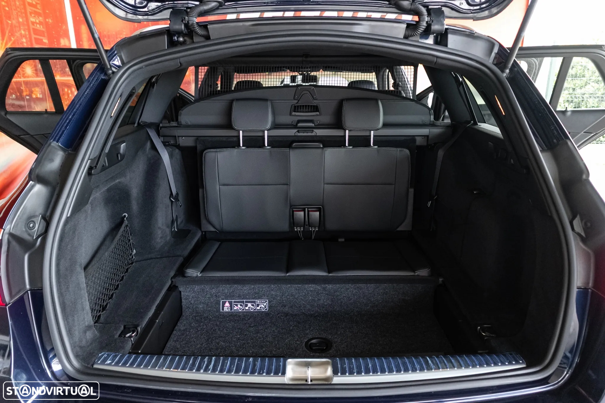 Mercedes-Benz E 220 d Exclusive 7L - 28