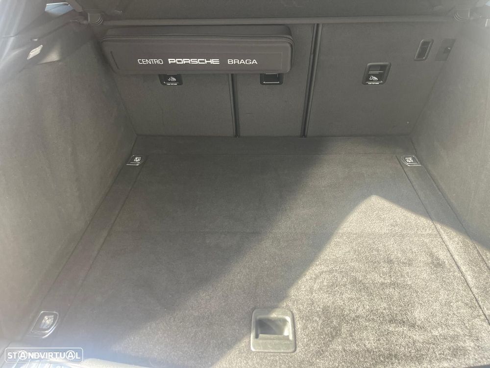 Porsche Macan Turbo PDK - 41