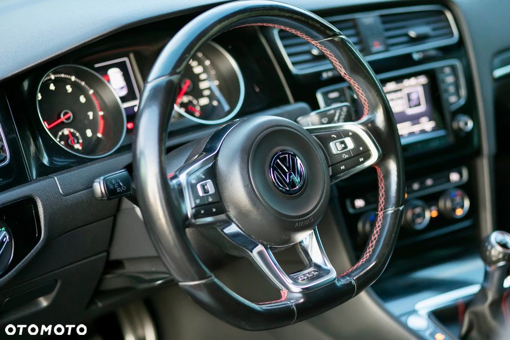 Volkswagen Golf 2.0 TSI BMT GTI Performance - 16