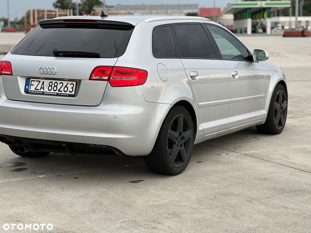 Audi A3 2.0 TDI DPF S line Sportpaket - 12