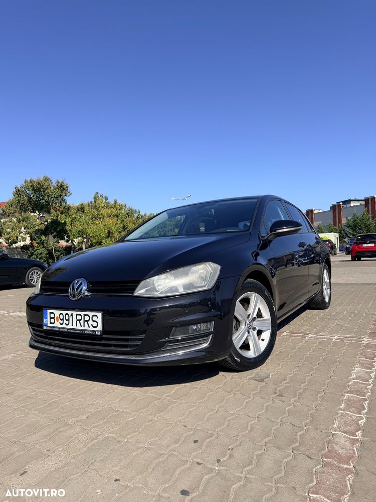 Volkswagen Golf - 2