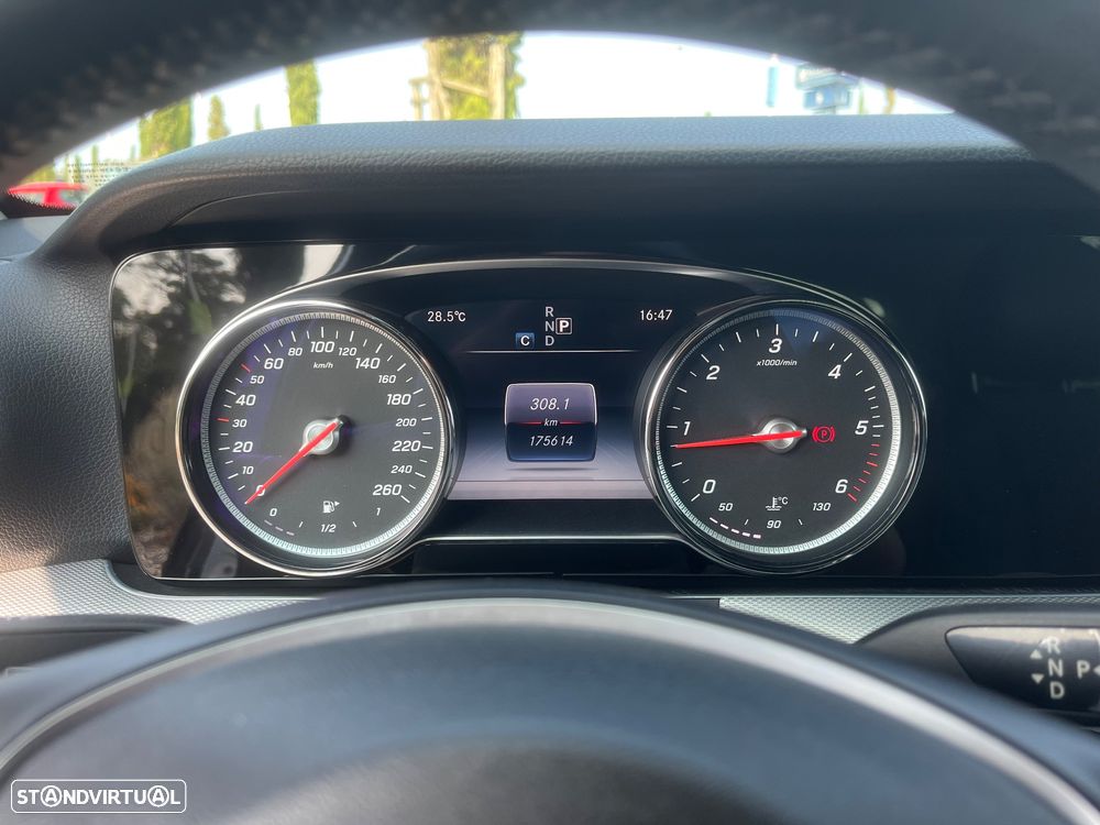 Mercedes-Benz E 220 d Avantgarde+ - 35