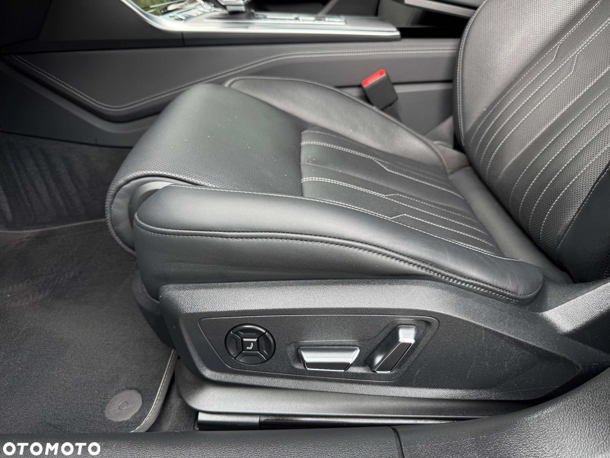 Audi A6 Avant 40 TDI quattro S tronic S line - 19
