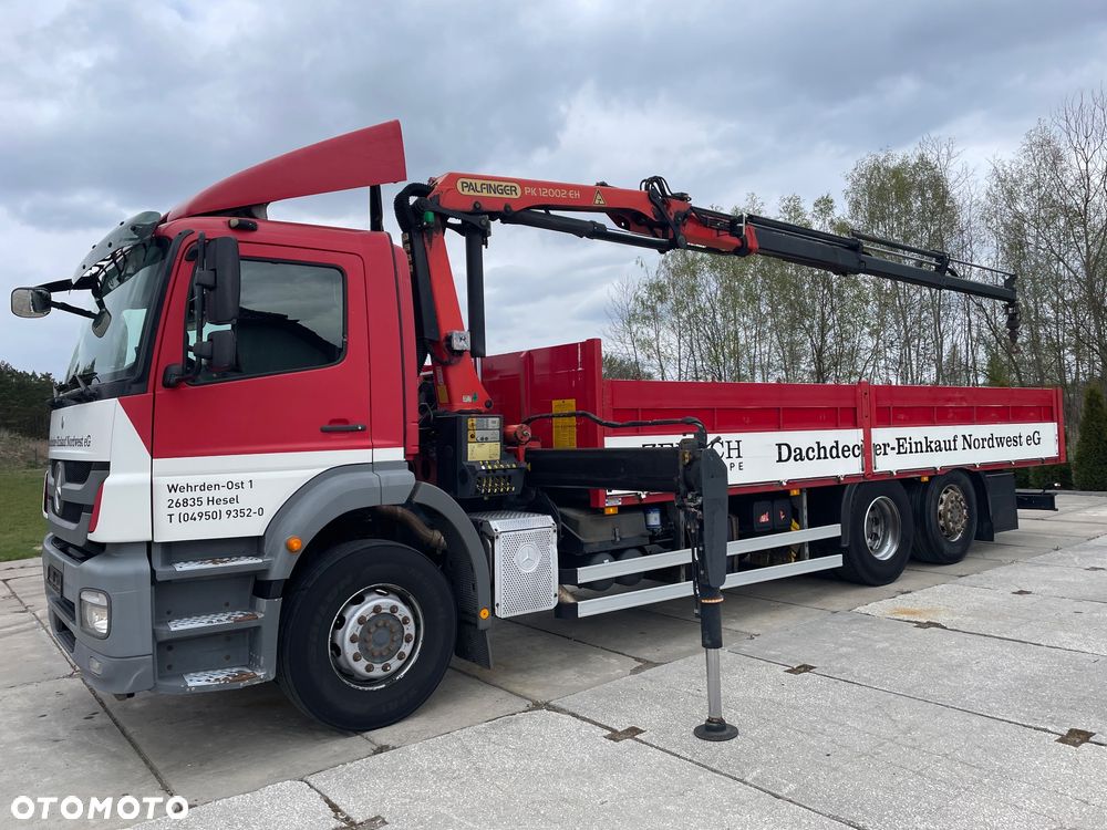 Mercedes-Benz 2533, Z Palfinger PK12002, Pilot - 1