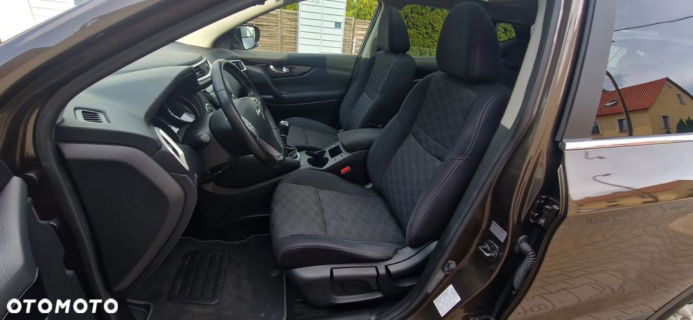 Nissan Qashqai 1.6 DIG-T N-Connecta - 7