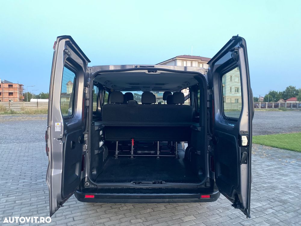 Renault Trafic - 8