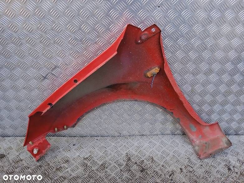 BŁOTNIK PRAWY FORD FIESTA MK6 - 2