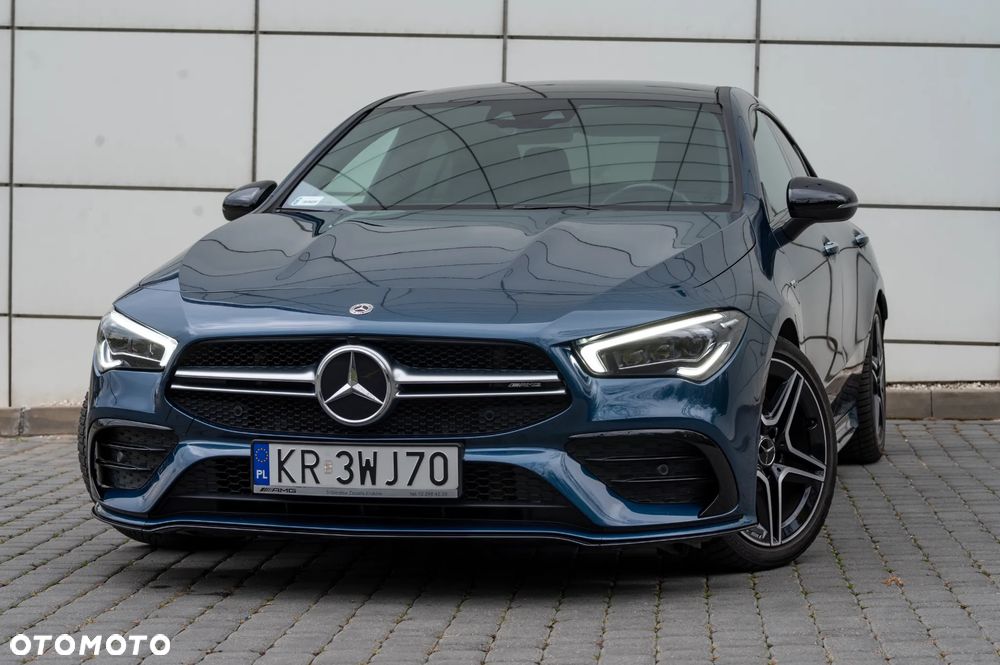 Mercedes-Benz CLA - 4