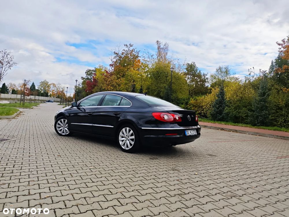 Volkswagen Passat - 38