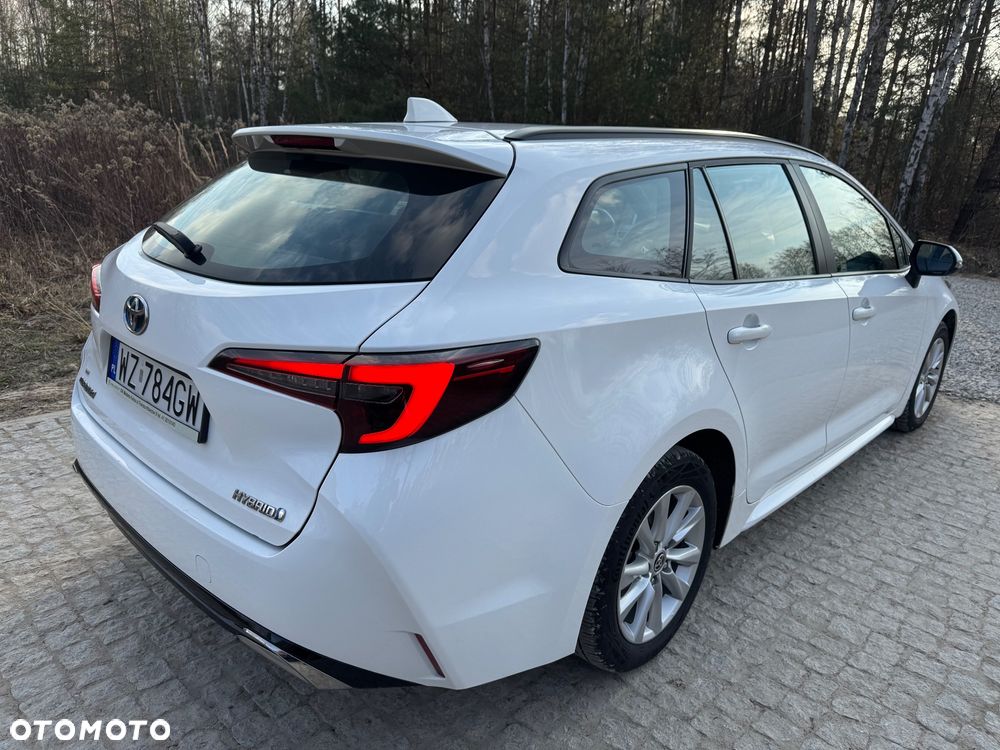Toyota Corolla 1.8 Hybrid Comfort - 5