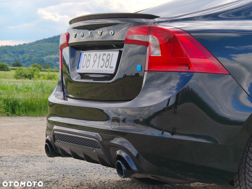 Volvo S60 T6 AWD Geartronic RDesign - 16