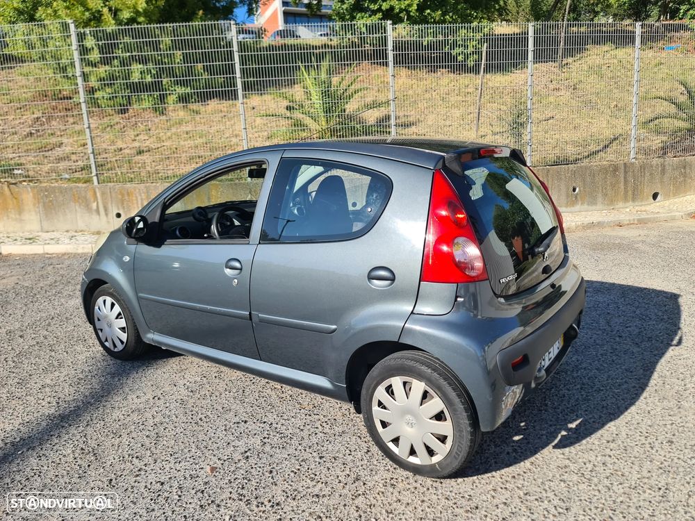 Peugeot 107 1.0 Trendy - 1