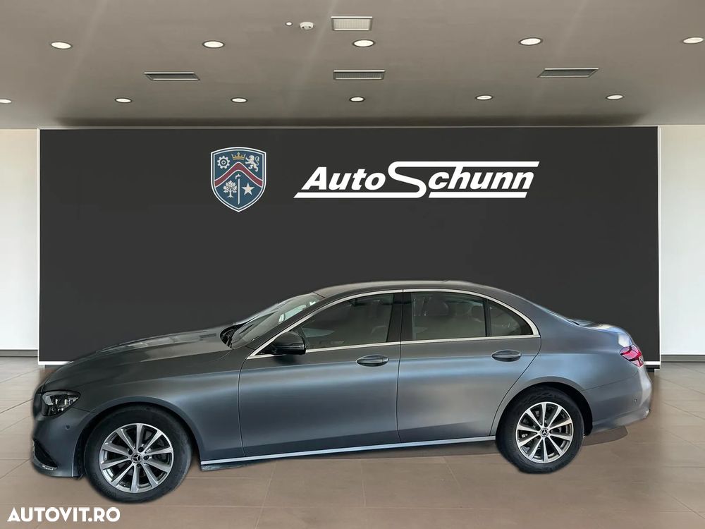 Mercedes-Benz E 220 d 4Matic 9G-TRONIC Avantgarde - 2