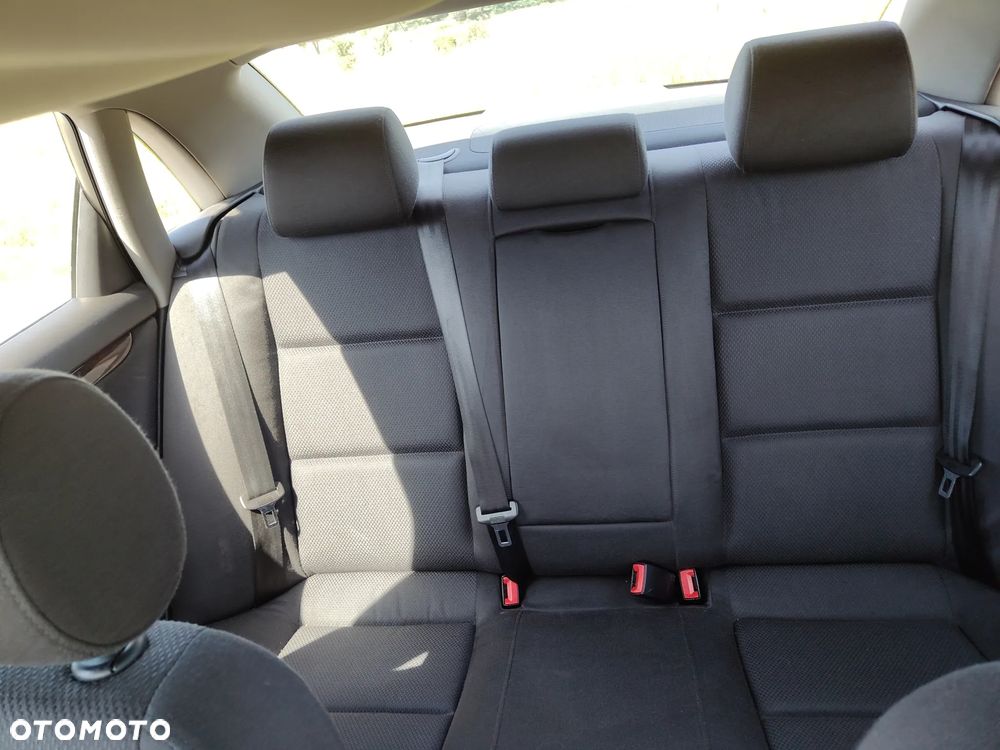 Audi A4 Limousine - 23