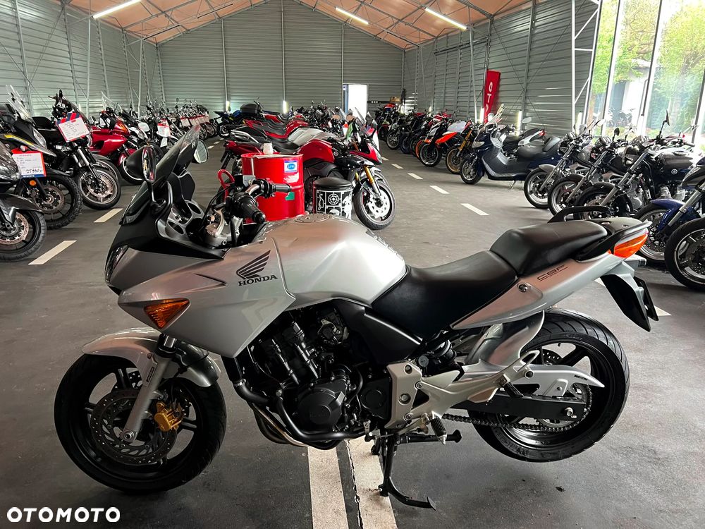 Honda CBF - 12