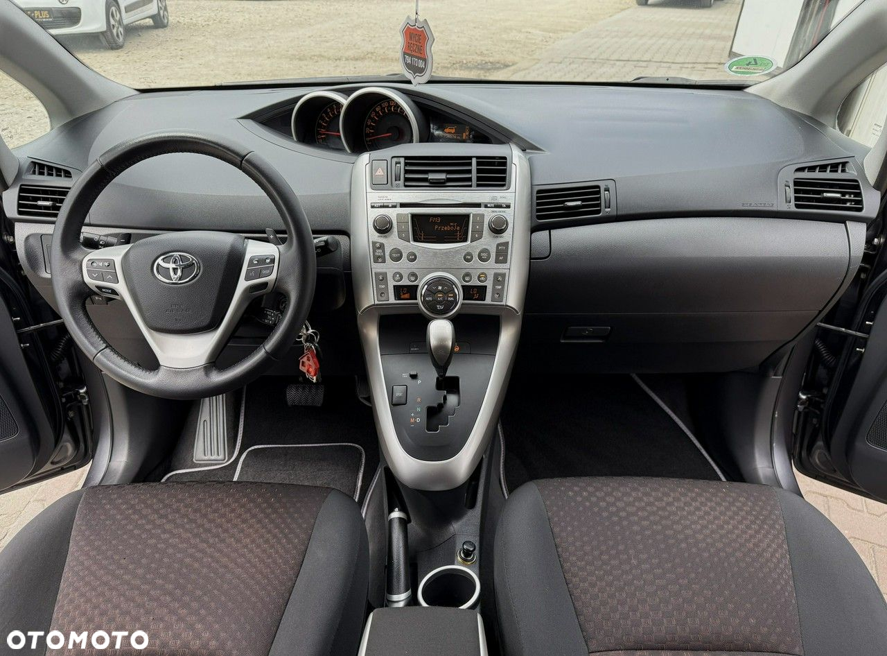 Toyota Verso 1.8 Sol plus EU5 MS - 16