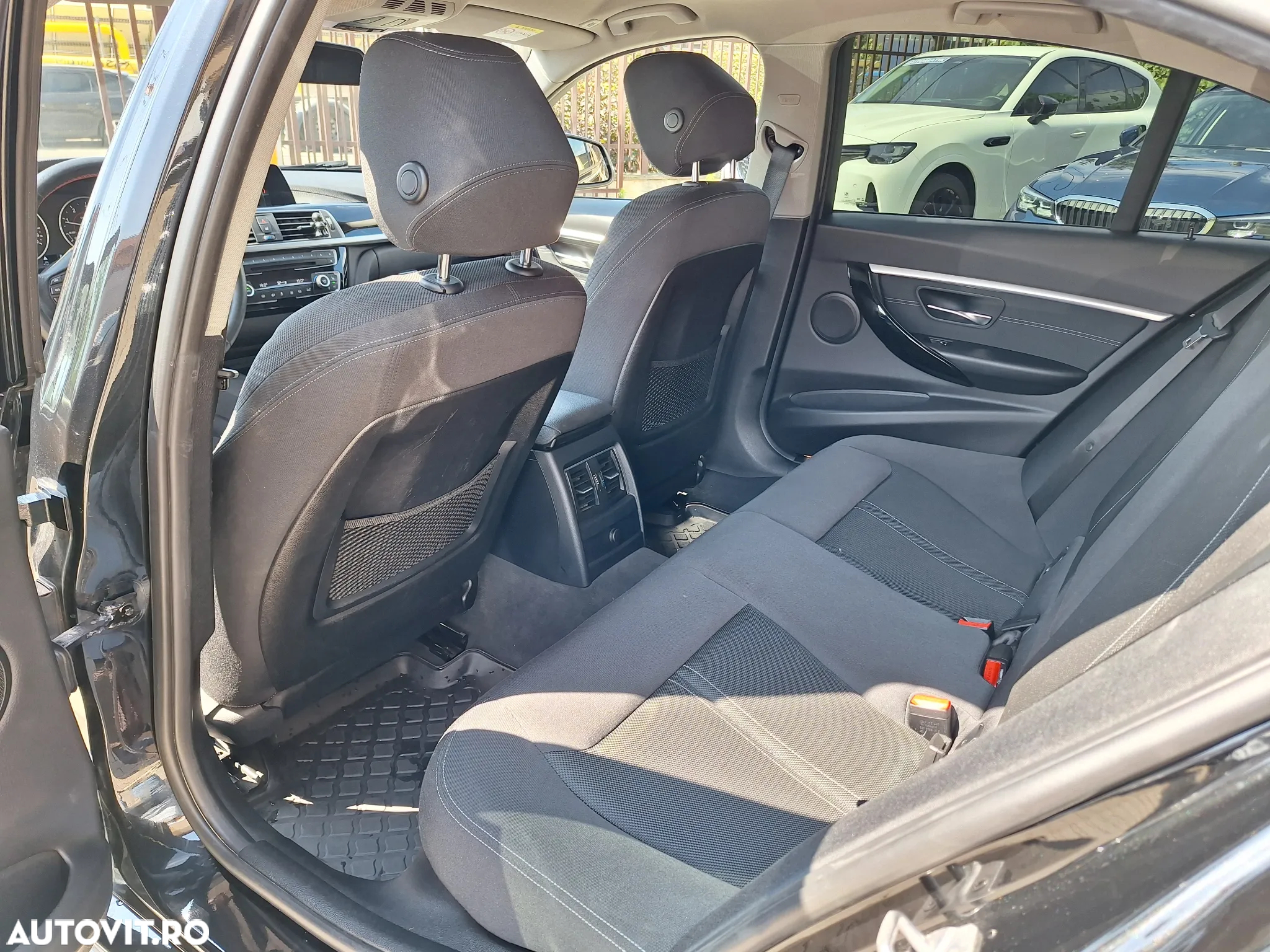 BMW Seria 3 320d Aut. Sport Line - 20