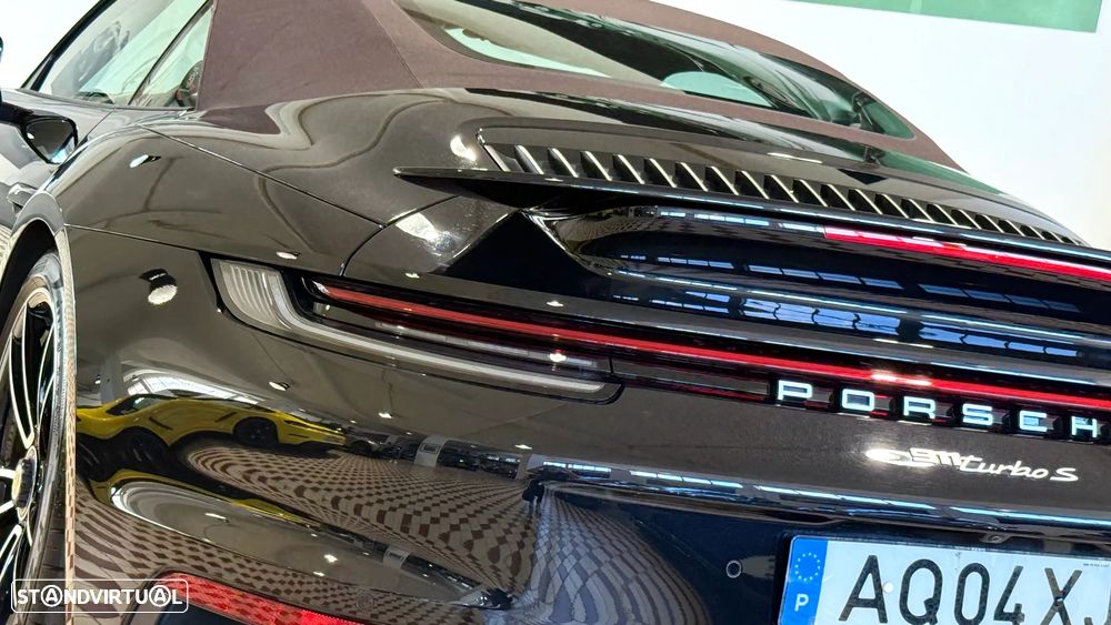 Porsche 911 (992) Turbo S PDK - 16