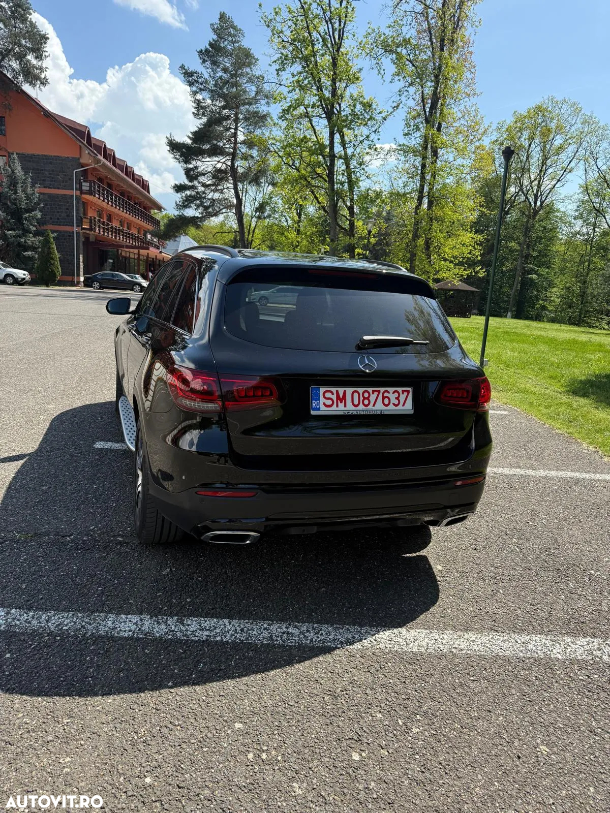 Mercedes-Benz GLC 220 d 4Matic 9G-TRONIC - 2