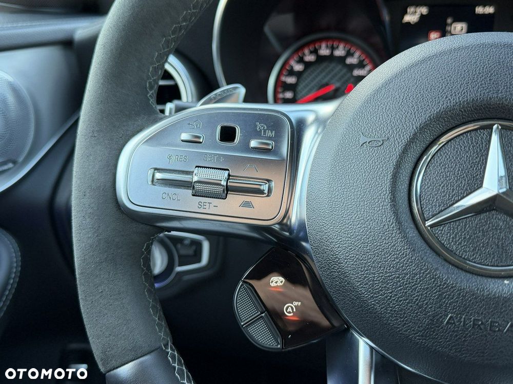 Mercedes-Benz GLC - 26