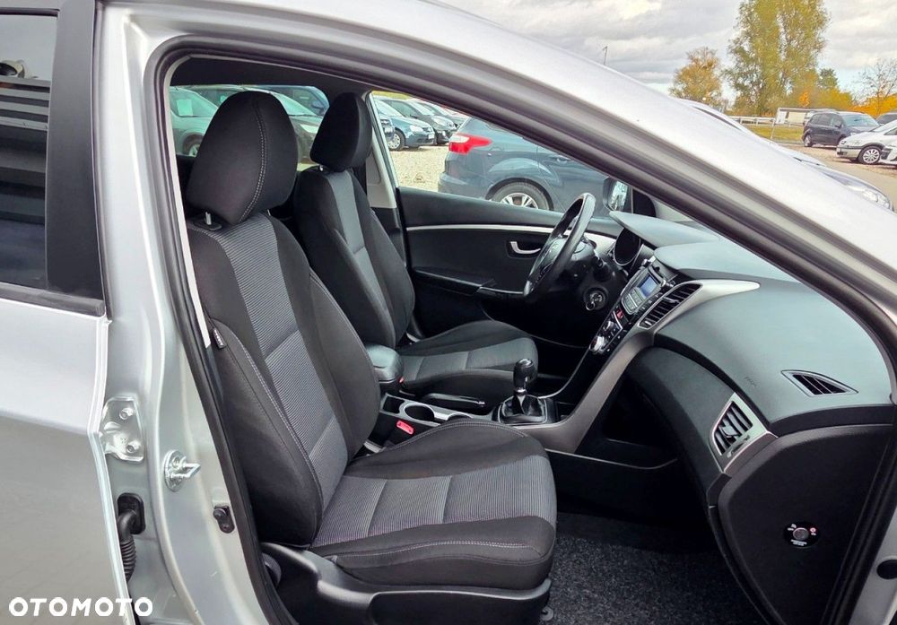 Hyundai i30 - 12