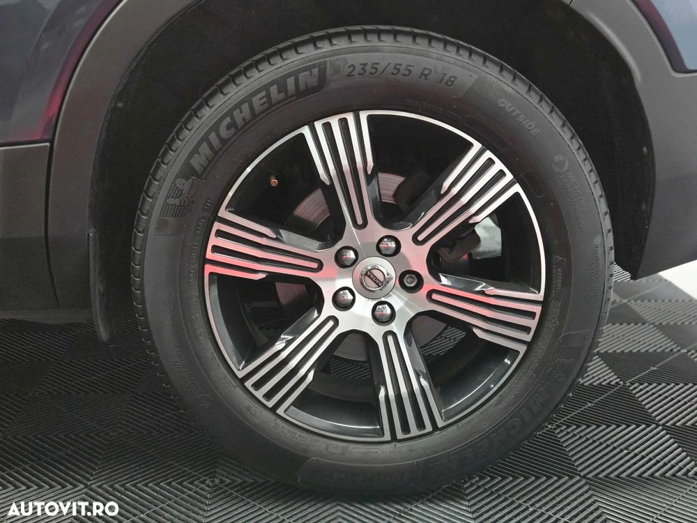 Volvo XC 40 D4 AWD Geartronic Inscription - 40