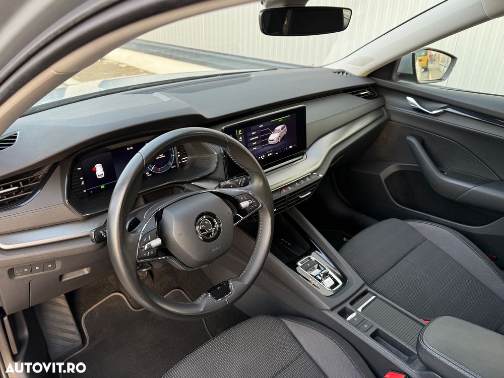 Skoda Octavia 2.0 TDI DSG Ambition - 6