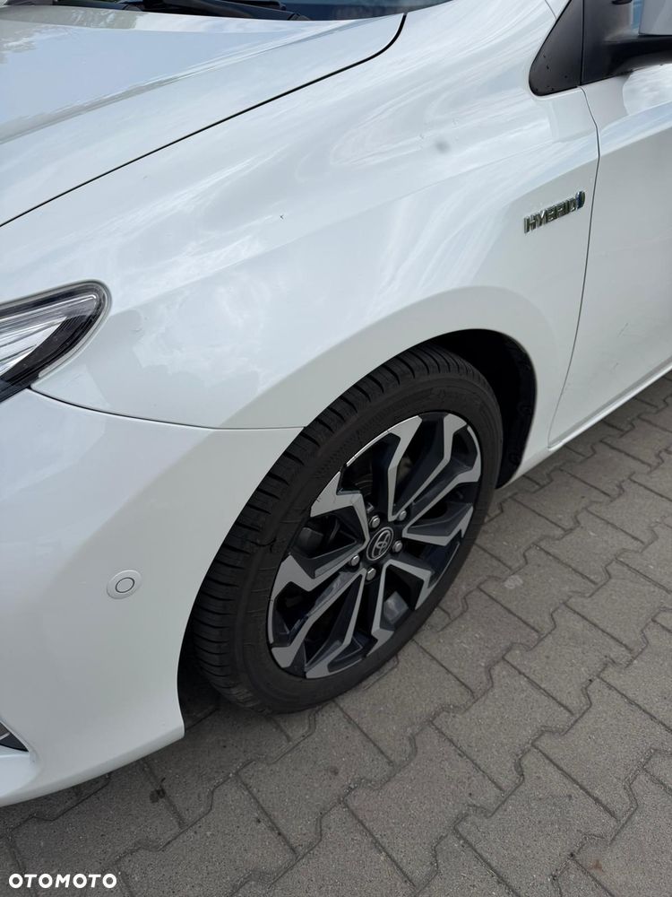 Toyota Auris 1.8 HSD Sol - 7