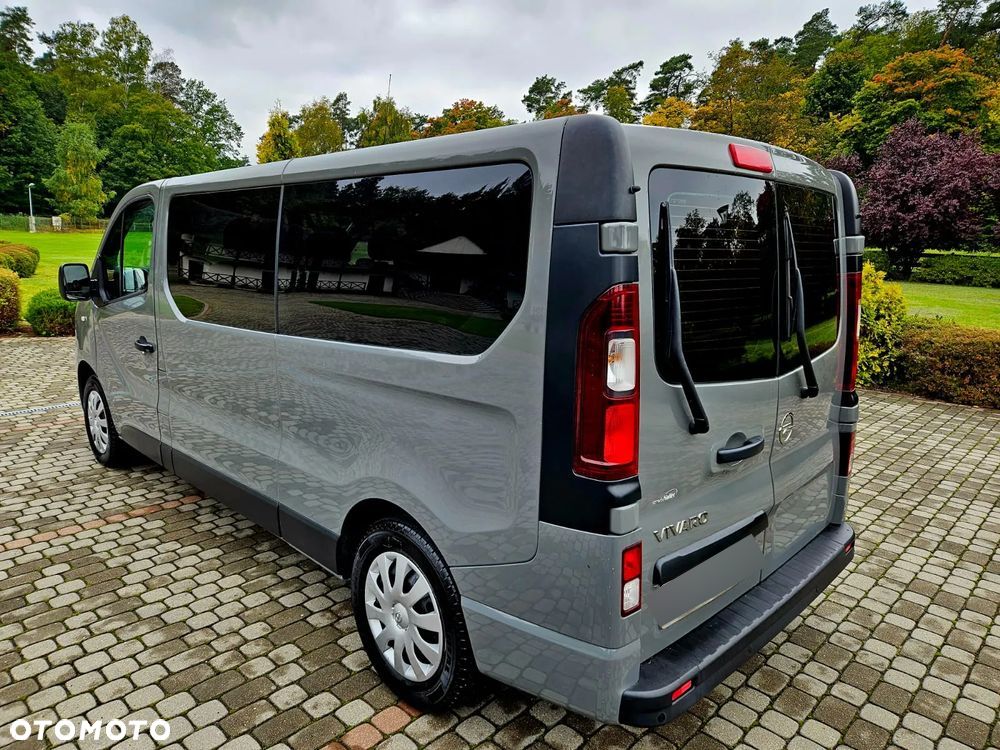 Opel Vivaro - 13