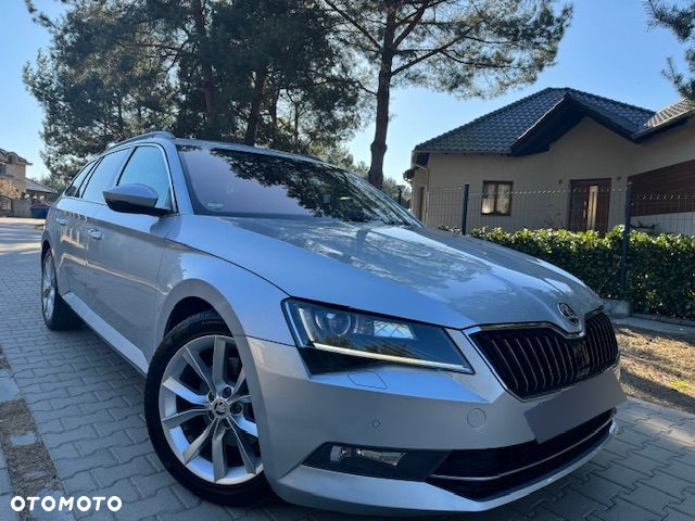 Skoda Superb 2.0 TDI DSG Premium Edition - 4