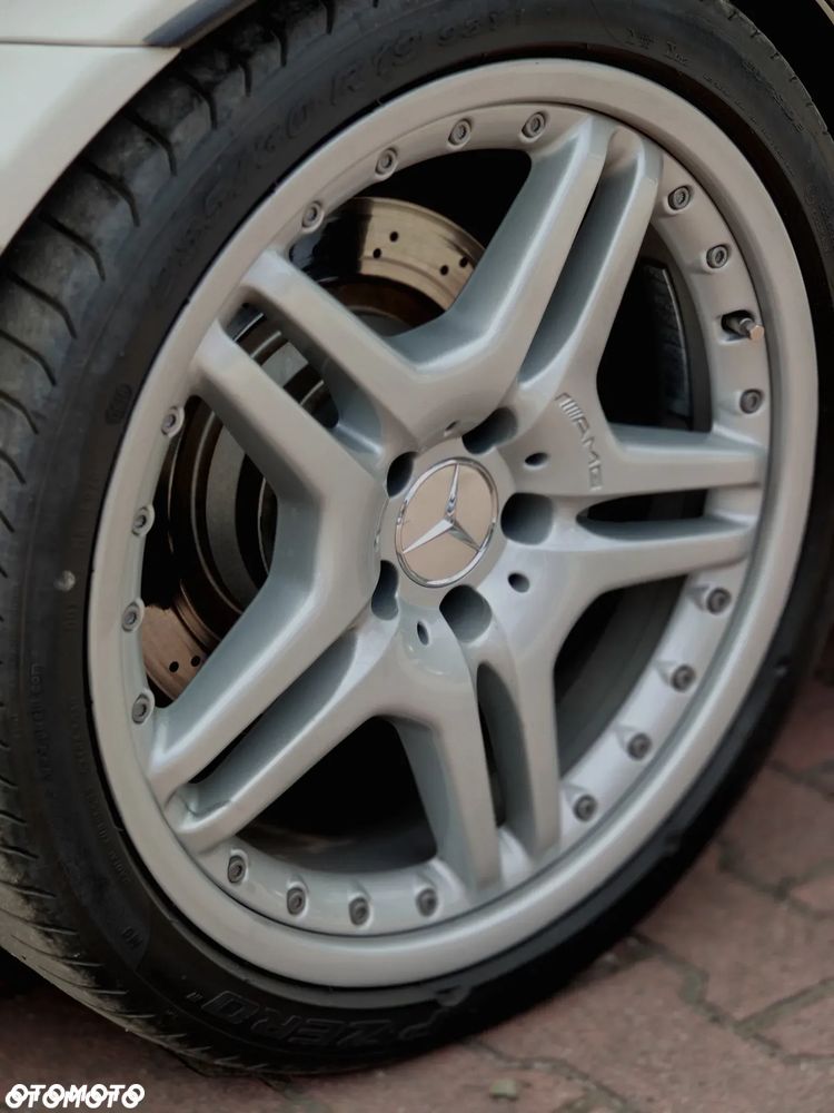 Mercedes-Benz Klasa E 55 AMG - 18