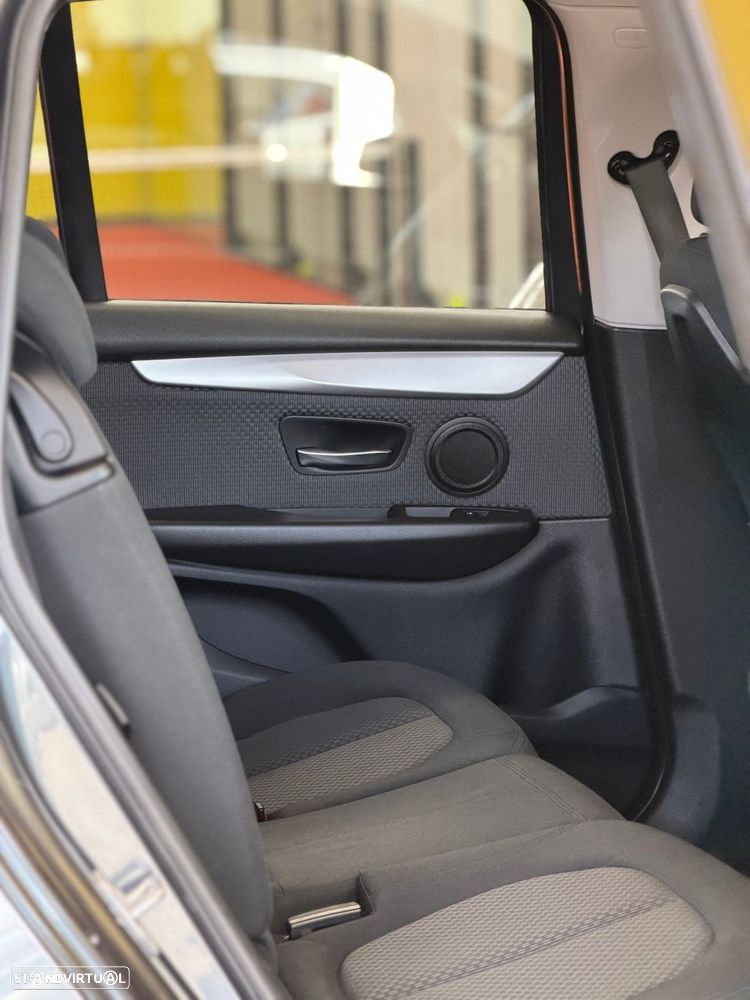 BMW 216 Gran Tourer d 7L Advantage - 26