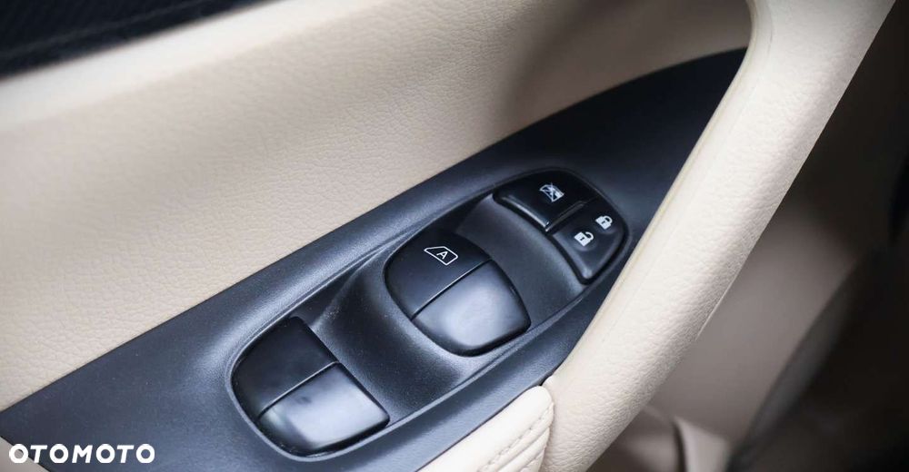 Nissan X-Trail - 29