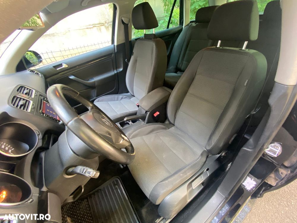 Volkswagen Golf - 18