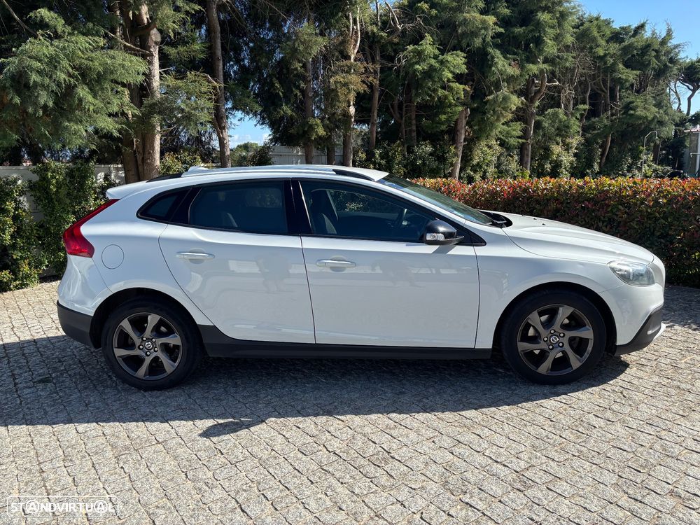 Volvo V40 Cross Country 1.6 D2 Momentum - 3