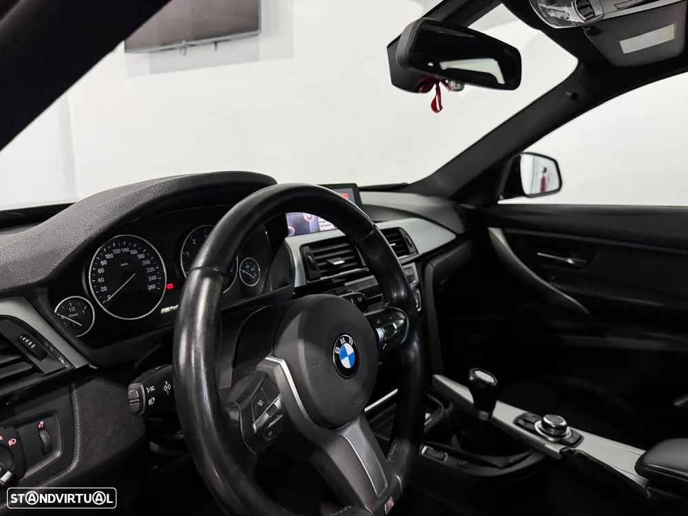 BMW 320 d Touring Pack M - 10