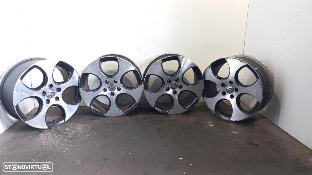 CONJUNTO DE PNEUS VOLKSWAGEN GOLF VI 5K110.2008 - 1