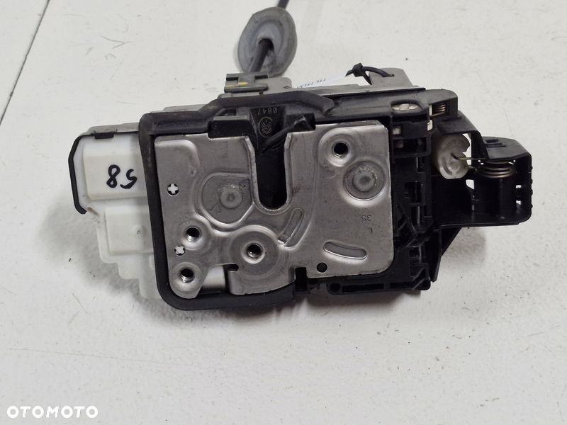 VOLVO V40 2 II ZAMEK DRZWI LEWY TYŁ TYLNY 6 PIN 31440393 - 7