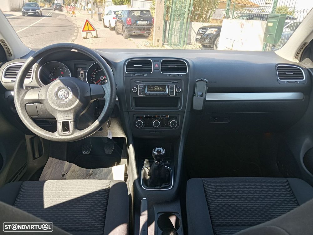 VW Golf 1.2 TSI BlueMotion Trendline - 10